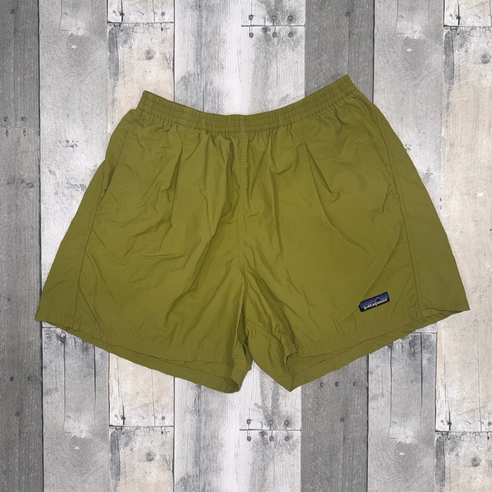 Patagonia Vintage Baggies Shorts Olive Green Sz. Medium